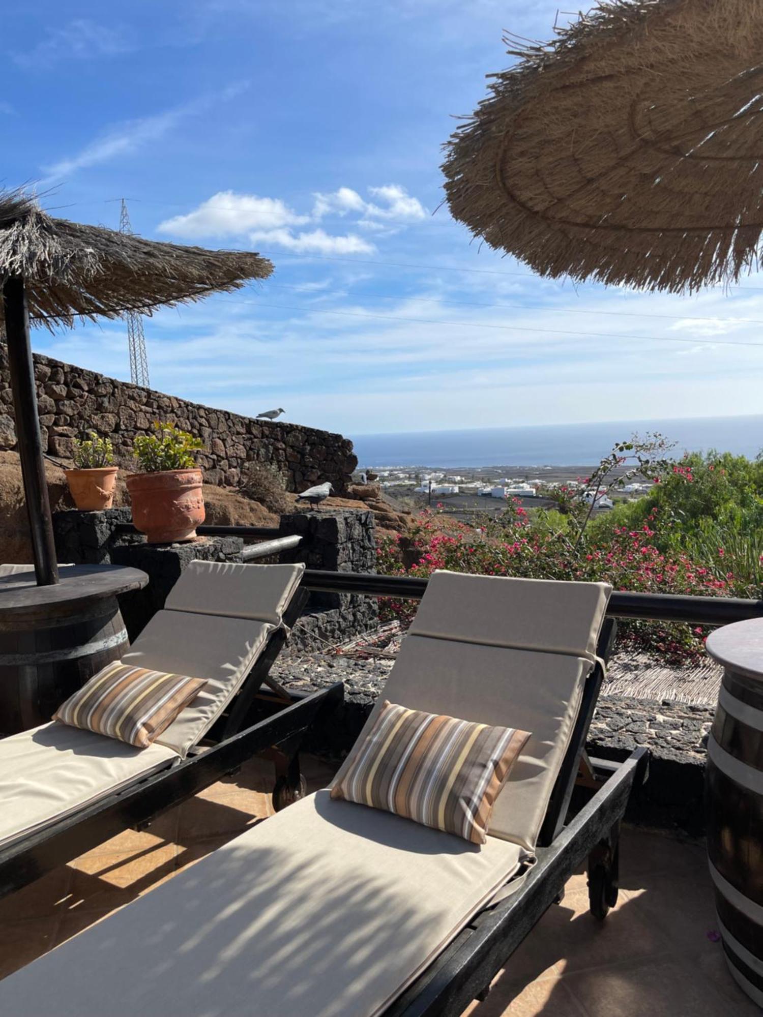 Tías Castillo Lanzarote Villa Sophie - Luxury Villa -Sleep In A Volcanic Cave With Heated Pool מראה חיצוני תמונה